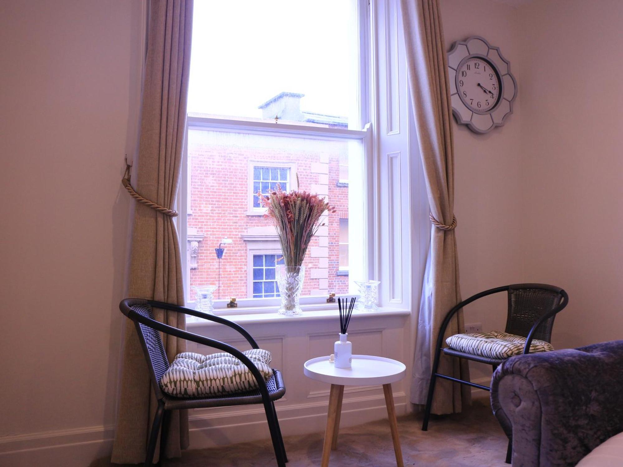 Spire Entire Apartment No Kitchen Dublin Eksteriør bilde