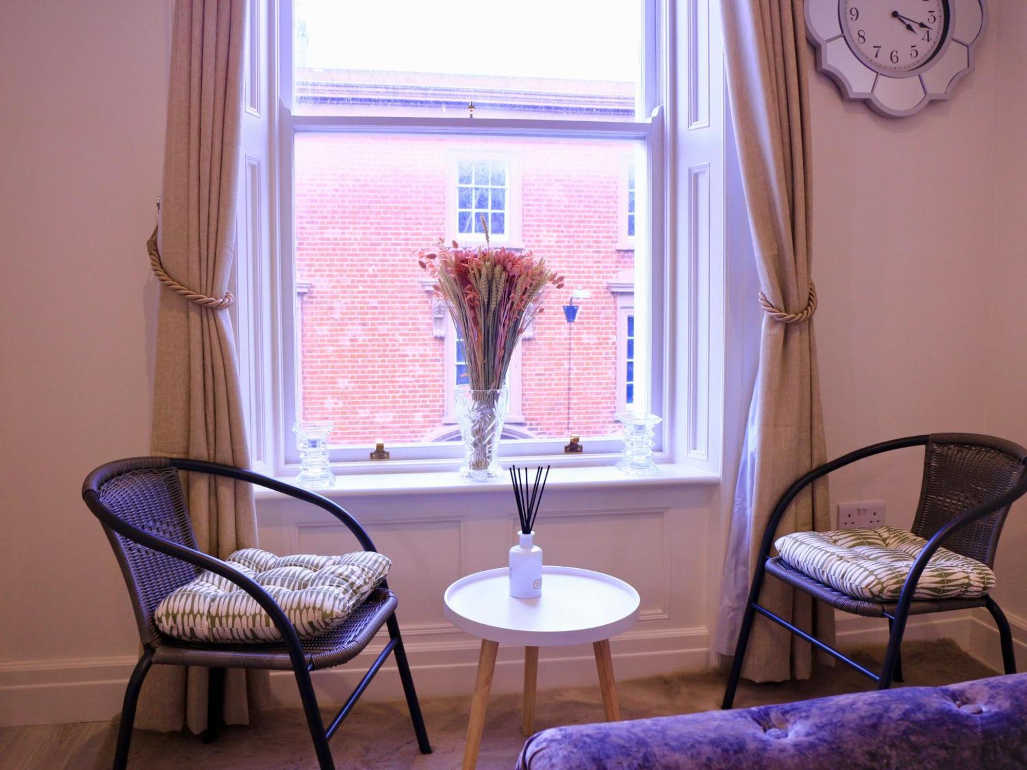 Spire Entire Apartment No Kitchen Dublin Eksteriør bilde